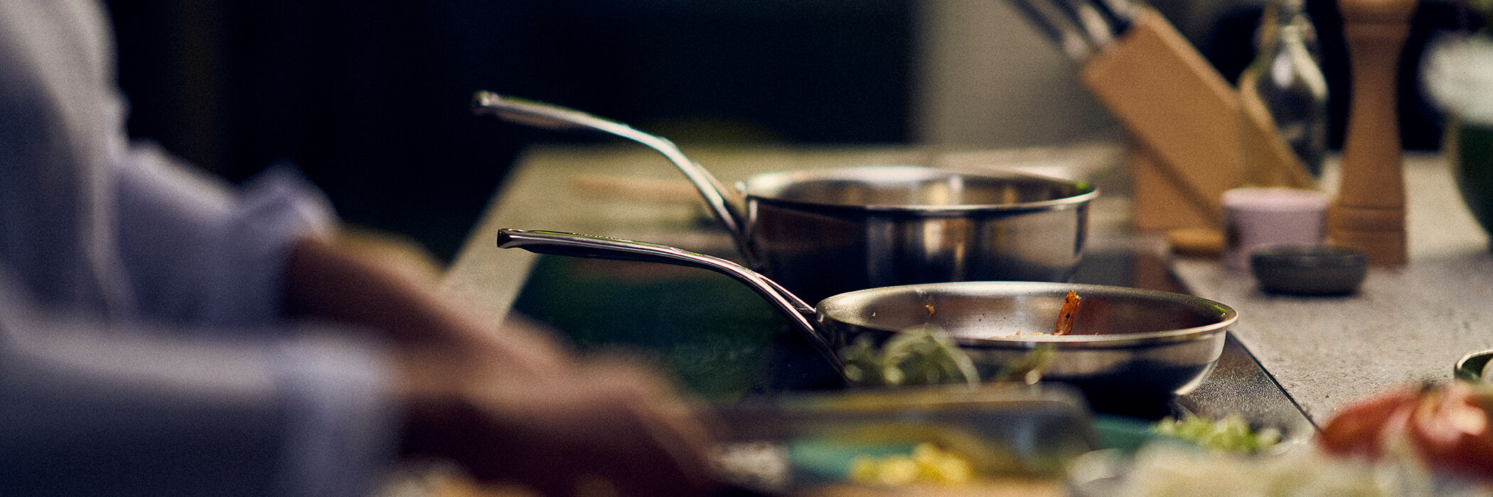 Discover our Demeyere Stainless Steel Frypans products | ZWILLING.COM